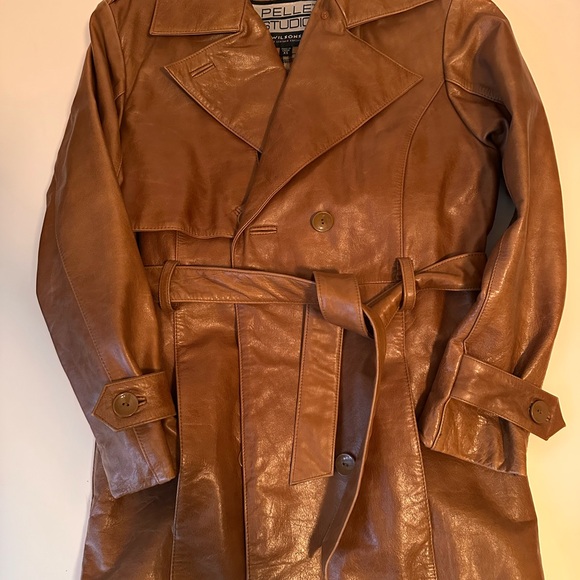 Genuine Leather Trench Coat. Fully lined with Plaid Patterned Fabric. Size XS - Picture 9 of 13